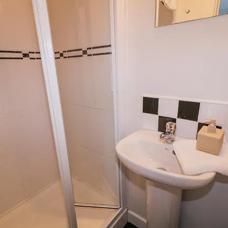 The Burma * ليتيركيني