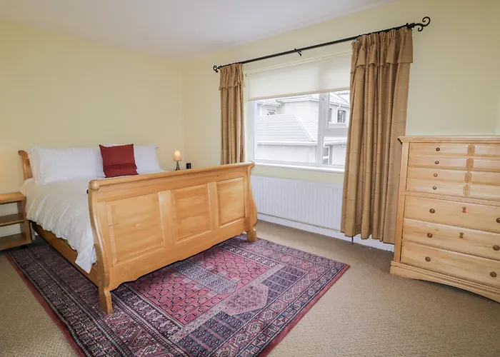 The Burma * Letterkenny